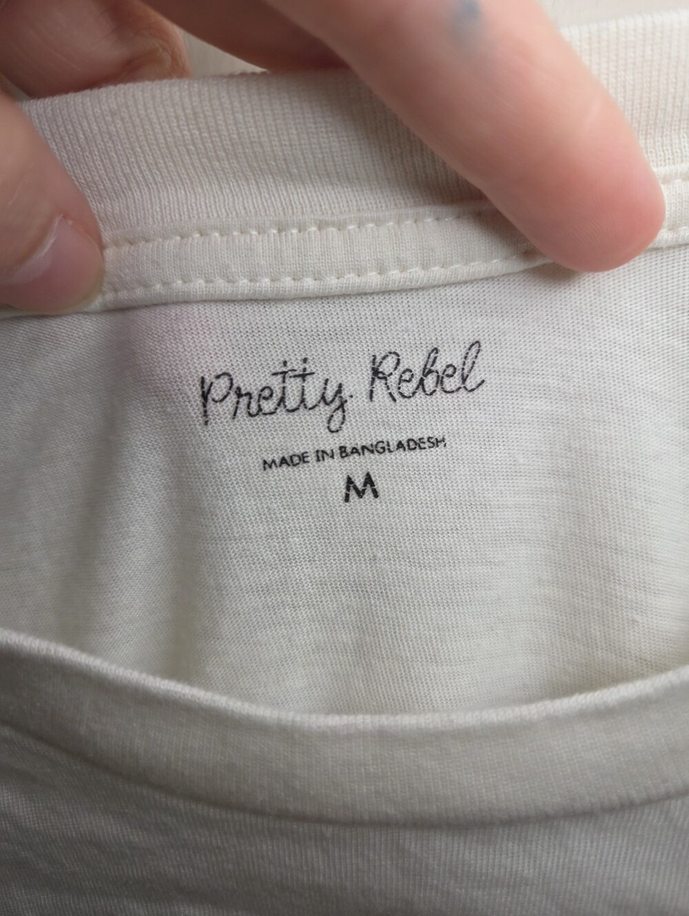 Women's Pretty Rebel Mushroom Print T-shirt Sz Medium - Picture 4 of 6